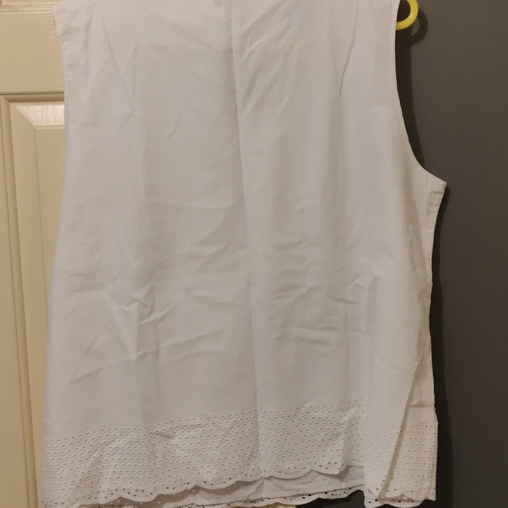 Talbots White Sleeveless Blouse - Picture 4 of 4
